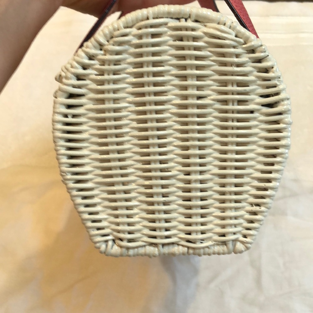 Handbag - Picture 6 of 8